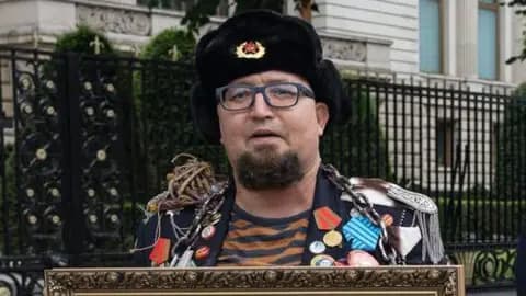 Russian artist and Putin critic Semyon Skrepetsky was shot dead in Poland near the Belarusian border.