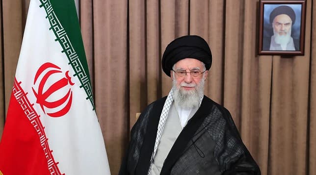 The US Israel Iran conflict reaches a dangerous peak in 2026 as decades of nuclear tensions, proxy wars, and political rivalry erupt into direct military confrontation.